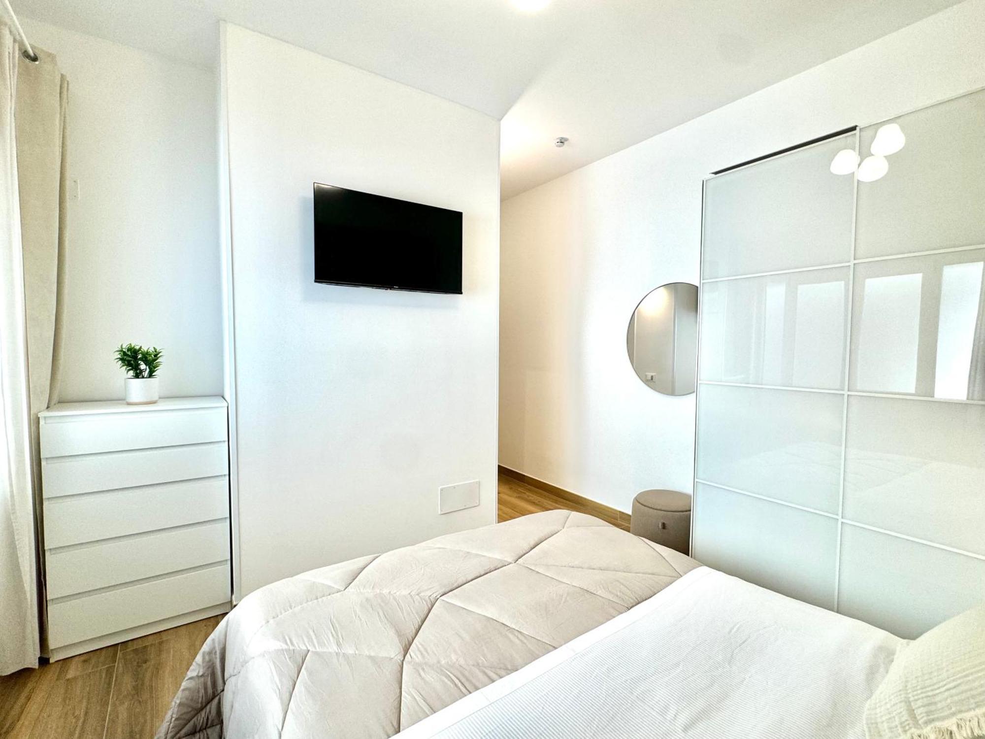 Saint Peter - Luxury With 24h Guarded Parking *