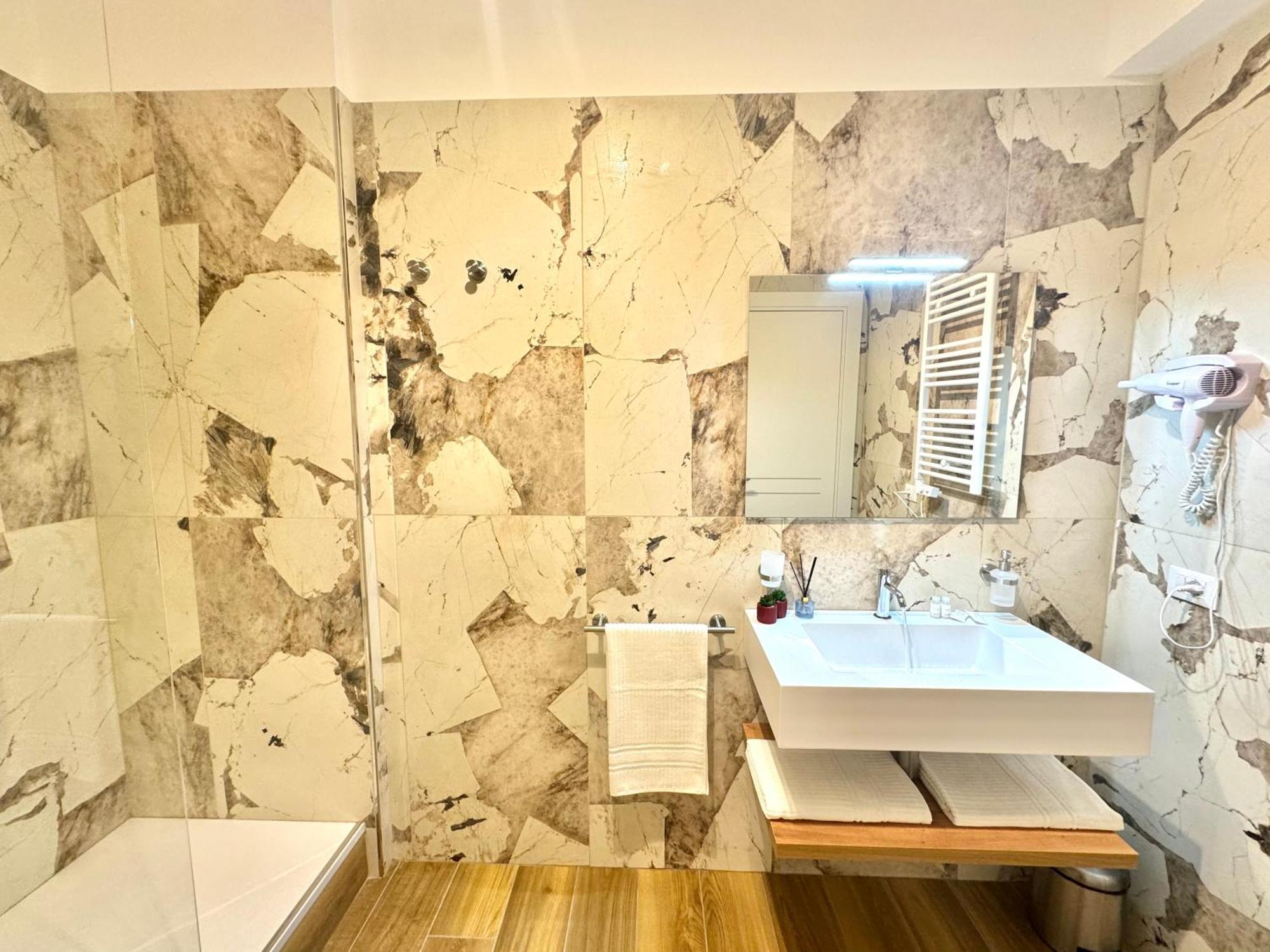 Saint Peter - Luxury With 24h Guarded Parking Rome